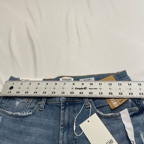 NWT Kensie Vintage Luxe The Slim Distressed Denim Jeans Size 8/29 New - Picture 3 of 11